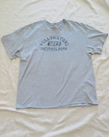 Yellowstone National Park T-Shirt (XXL)