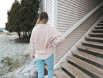 Fuzzy Columbia Sweater/Crewneck (M)