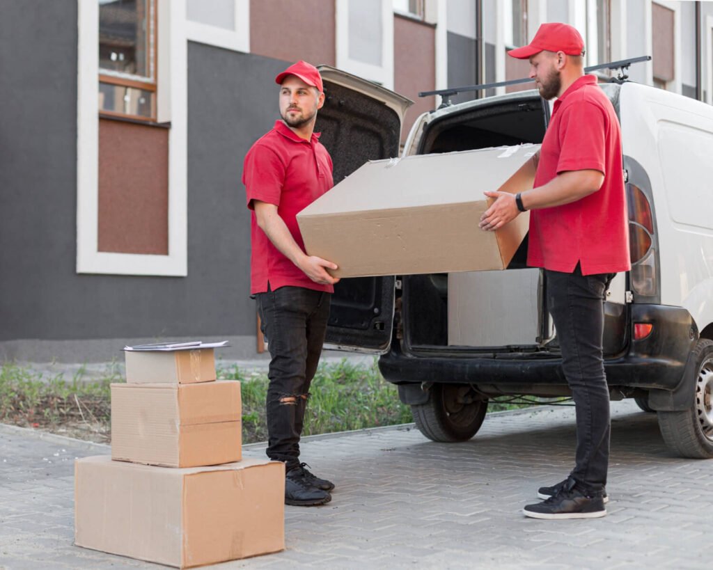Moving with Professionals: How They Assess Your Home, Provide Quotes, and Help You Avoid Hidden Fees