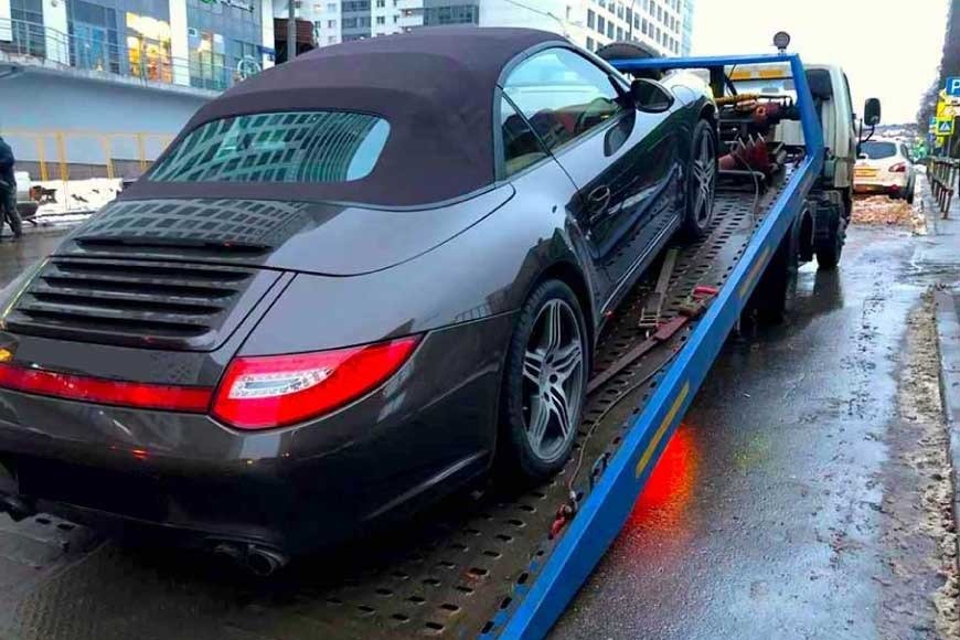 How Car Towing Services Keep Dubai’s Roads Moving